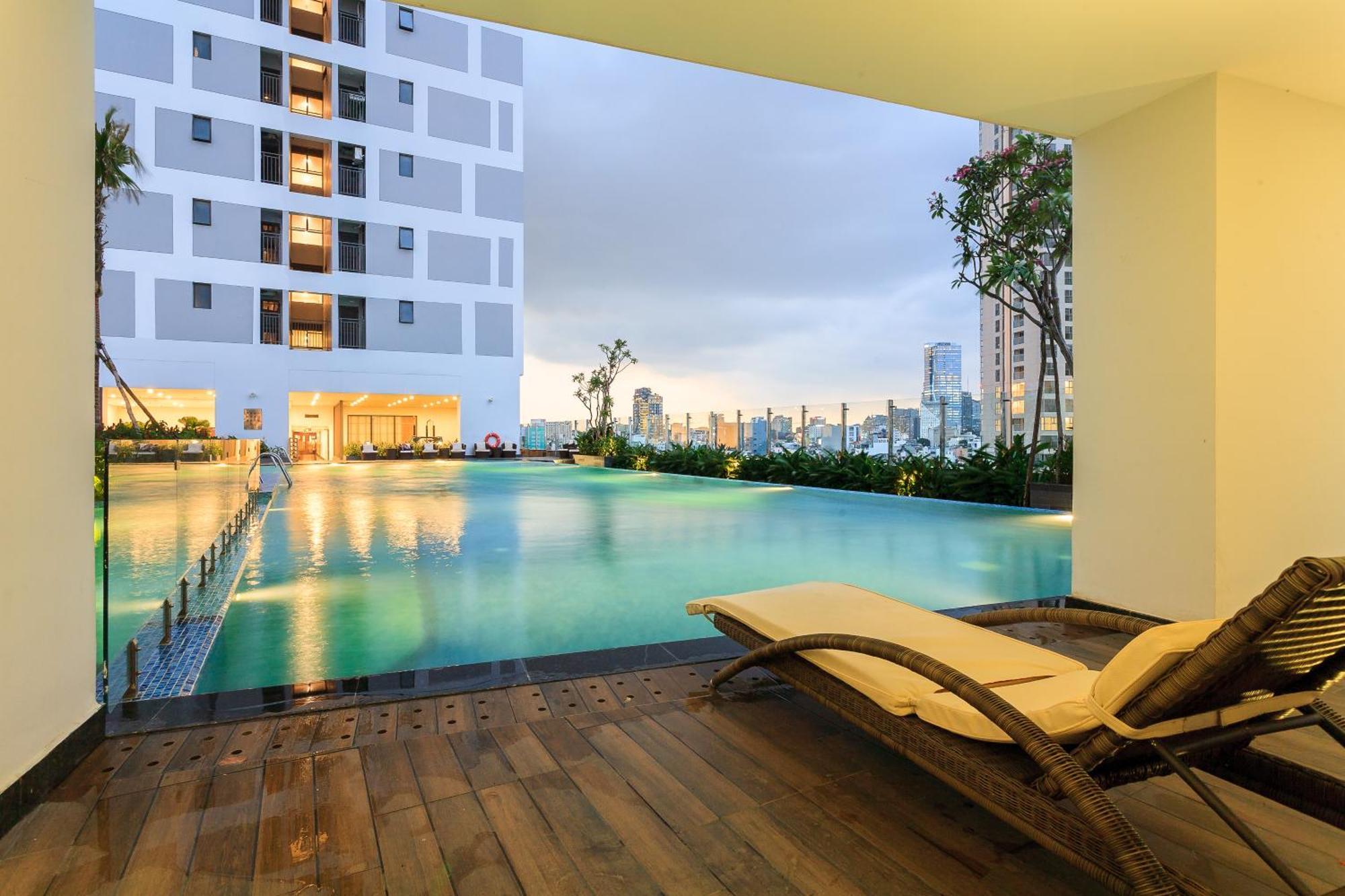 Spacious Saigon - Infinity Pool In Rivergate Ho Chi Minh City Exterior photo